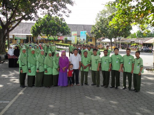 Apel Senin, RS Islam Yogyakarta PDHI Lepas Karyawan Pertama yang Pensiun