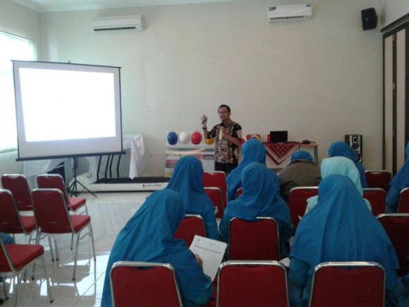 Tingkatkan Kewaspadaan, Karyawan Ikuti Sosialisasi Kode Merah