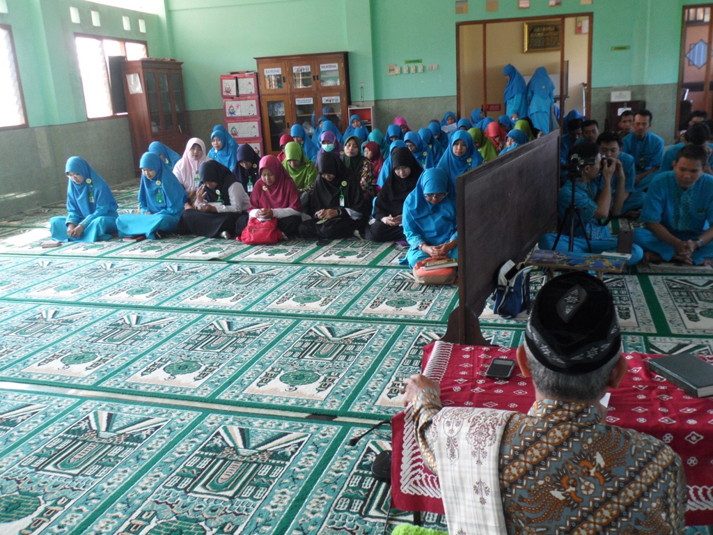 Pengajian Karyawan, Implementasi Puasa Demi Terwujudnya Kesalehan Sosial