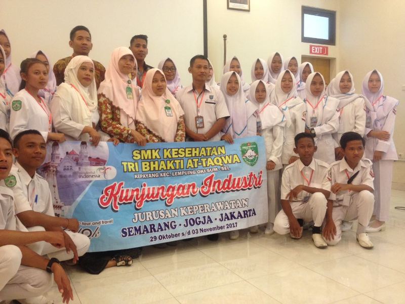 RSIY PDHI Terima Kunjungan 60 Siswa SMK Kesehatan dari Ogan Komering Ilir