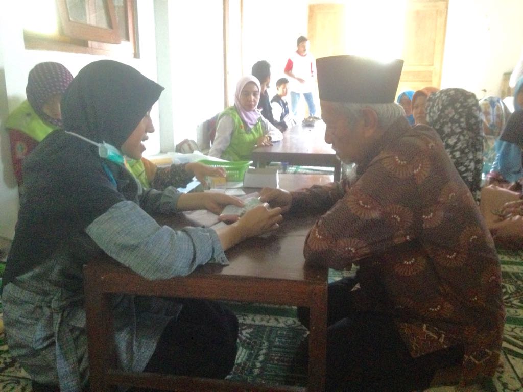 RSIY Gelar Pengobatan Gratis di Desa Geneng Prambanan