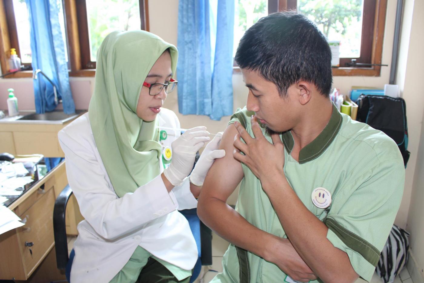 RSIY PDHI Lakukan Imunisasi Difteri Bagi Karyawan